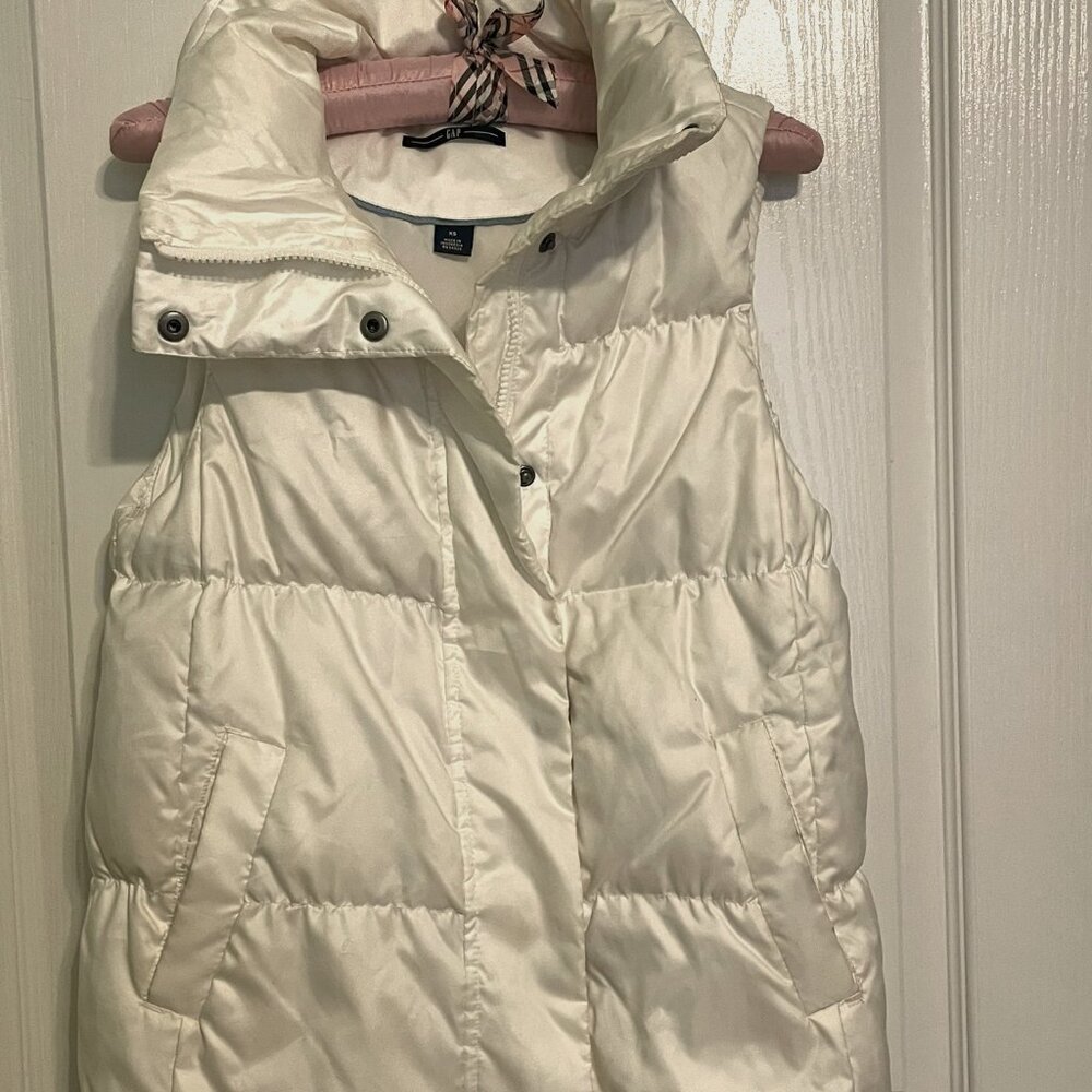 White Gap Puffer Vest